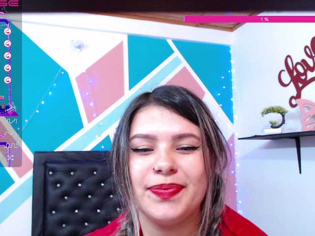 Fotod julianalopezX Do you want to see me dance while I get naked? ok give me 200 tk and more motivation for more show #dancenaked #bodyoil #roleplay #playfeet #dildoplay #bignipples