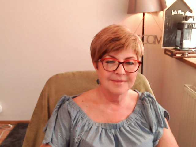 Ringhäälingupildid julieamberx