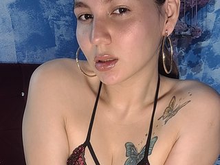 Erootiline videovestlus julianamorant