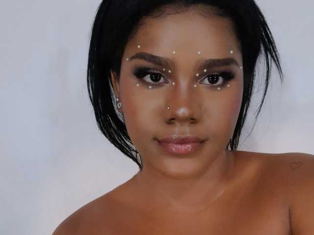 Profiili foto JULYBUNNY
