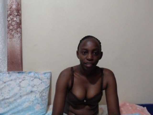 Fotod Kaliibe hello guys welcome to my room have fun and enjoy sweet shows