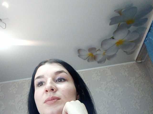 Fotod KamariMurphy Hey guys!:) Goal- #Dance #hot #pvt #c2c #fetish #feet #roleplay Tip to add at friendlist and for requests!
