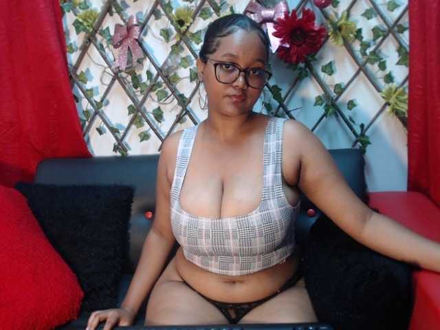 Ringhäälingupildid kamilabrown