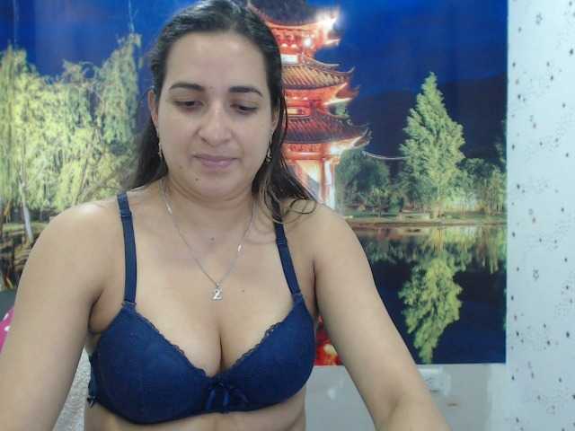 Fotod KarenSweet21 give me pleasure for both holes