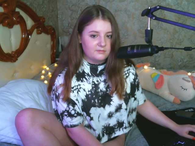 Fotod PussyEva Karina, 18 years old, sociable :))) write to the chat - let's chat)) make me nice) I ignore requests without tokens