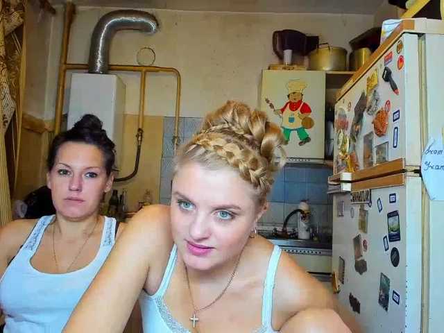 Ringhäälingupildid SEX-THREESOME