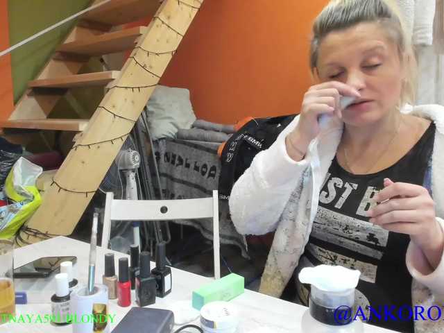 Ringhäälingupildid SEX-THREESOME