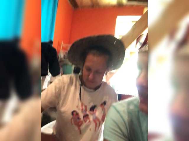 Ringhäälingupildid SEX-THREESOME