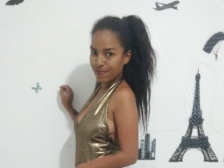 Profiili foto Karolyparis27
