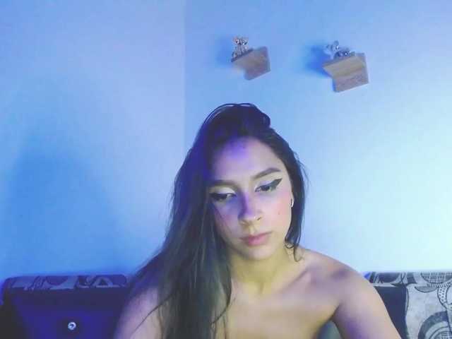 Fotod Kassandra_Chl Do you want to make me cum? 25tkns10s Ultra high (Contro in private)