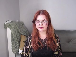 Erootiline videovestlus KassidyHoney