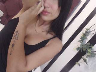 Erootiline videovestlus KataleyaMansson