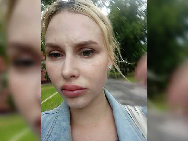 Ringhäälingupildid KateHotXXX