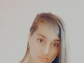 Erootiline videovestlus katie-adamss