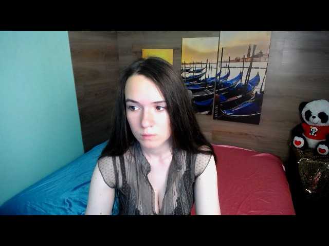 Ringhäälingupildid KatieViolet