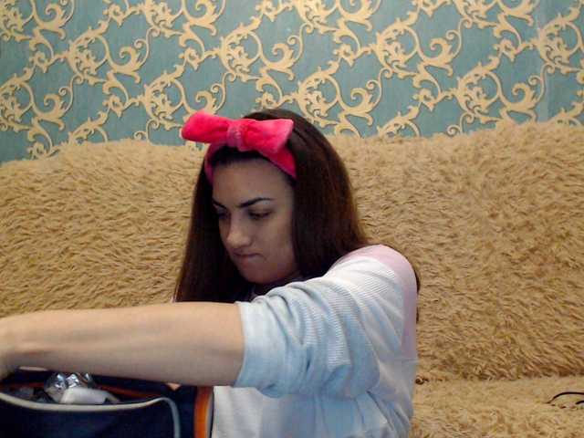 Fotod KattyCandy Welcome to my room, in public we can just chat, pm-10 tk, open cam - 40 tk, and my name is Maria) 2000 1098 902 goal of day