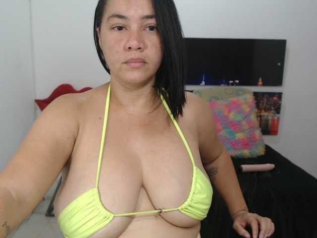 Fotod kattyCurtys BEST BOOBS ONLINE!- BOOBJOB at 300 tips- RIDE at Goal // SHARE CAM IS ON!- PVT IS ON!