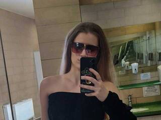 Erootiline videovestlus KatyaRose