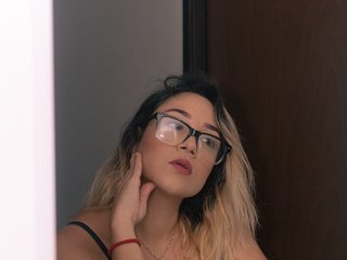 Erootiline videovestlus keisy-kloe