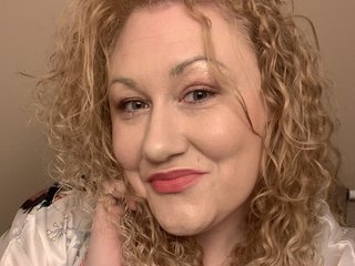 Erootiline videovestlus KelizaWoods