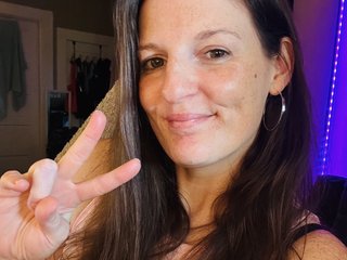 Erootiline videovestlus KellyCarolina