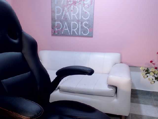 Ringhäälingupildid KellyeJonnes