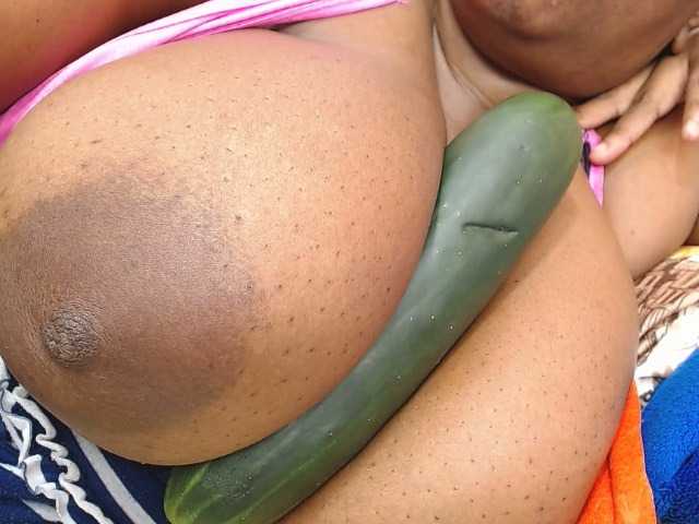 Ringhäälingupildid kencyhotxx