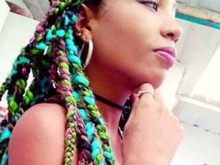 Erootiline videovestlus KENDALL-SCOTT