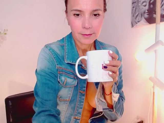 Ringhäälingupildid KendraCole