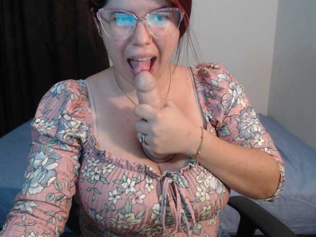 Fotod khattie I have a tip menu, look at it and pay for your request...Come play with me and I'll make you run with my squirtreach the finish line you will see a squirt show- goal= squirt