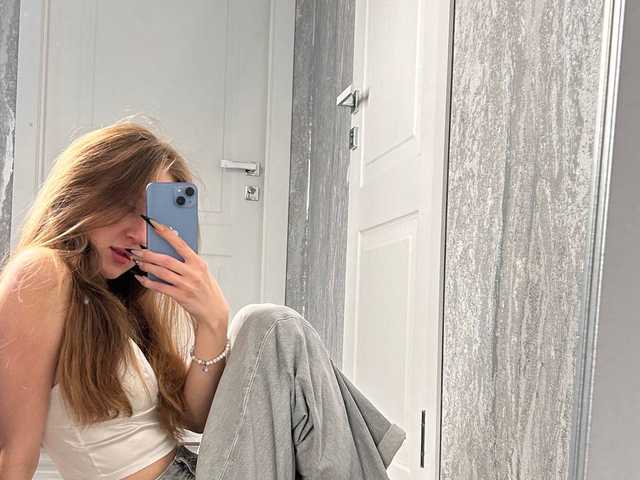 Profiili foto Kiana-White