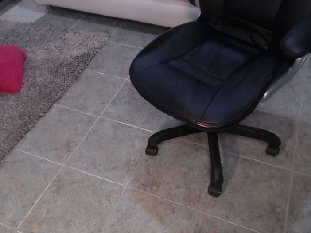 Ringhäälingupildid KimMonroex