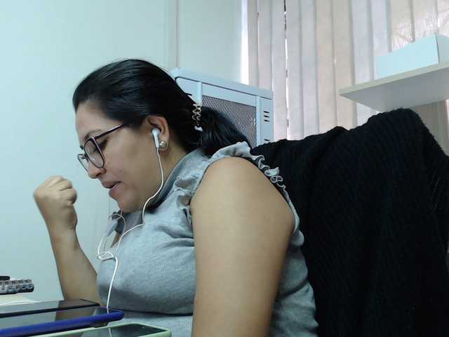 Ringhäälingupildid kimwilliams