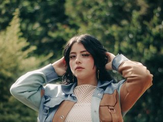 Erootiline videovestlus Kinky-cloe