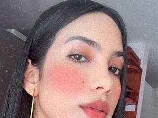 Erootiline videovestlus kinky-mindy