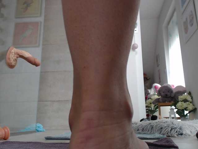 Ringhäälingupildid KinkyMoni