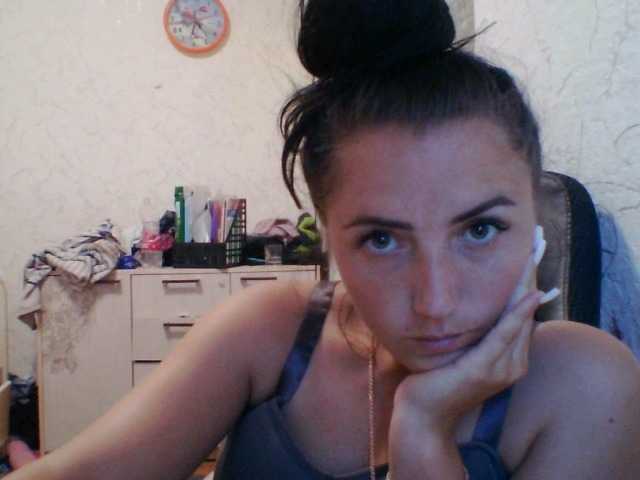 Ringhäälingupildid Kira-Sweetchi