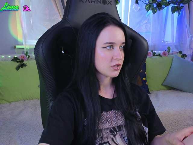 Ringhäälingupildid Kira_Li_Lime