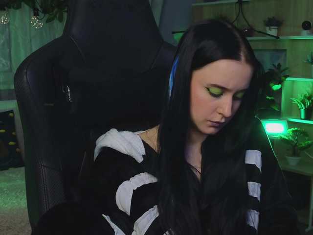 Ringhäälingupildid Kira_Li_Lime