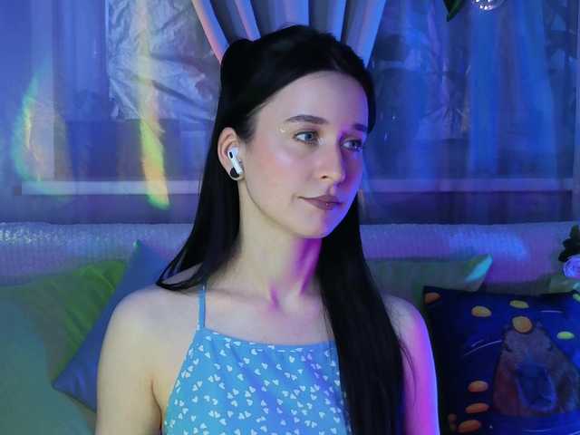 Ringhäälingupildid Kira_Li_Lime