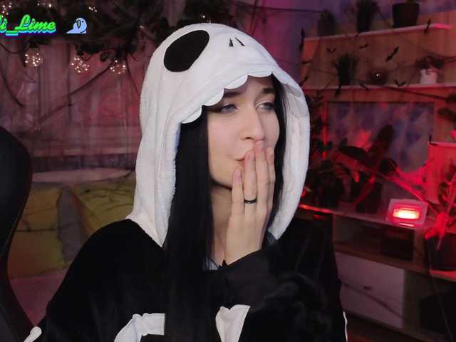 Ringhäälingupildid Kira_Li_Lime