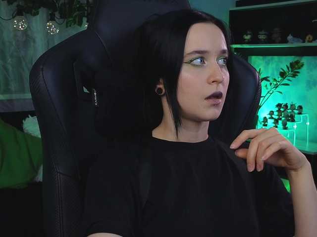 Ringhäälingupildid Kira_Li_Lime