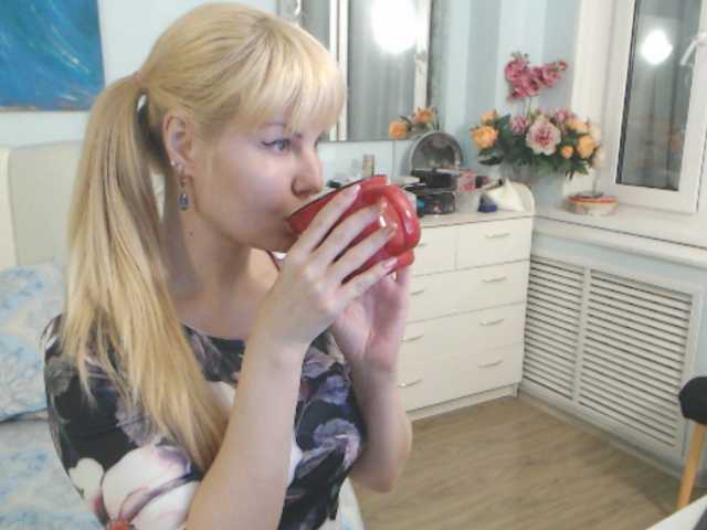 Ringhäälingupildid GLAMSQUIRT