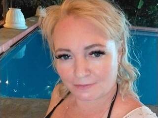 Erootiline videovestlus KiskaLeila