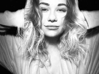 Erootiline videovestlus Kittenbabys