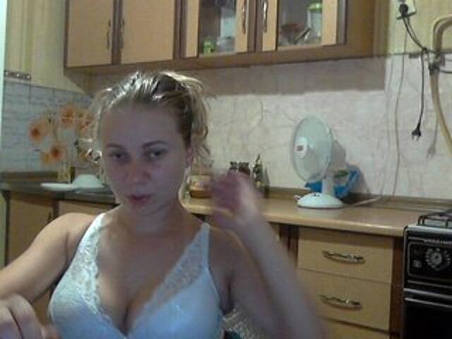 Ringhäälingupildid KittenLedy