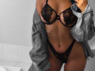 Erootiline videovestlus KittyFox228