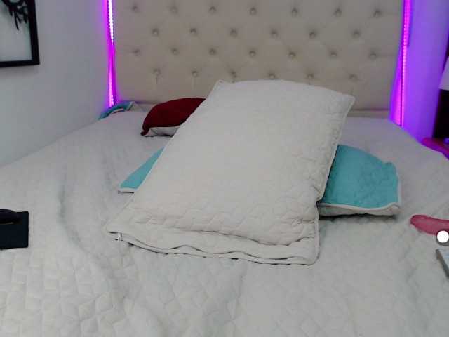 Ringhäälingupildid KylieMoore