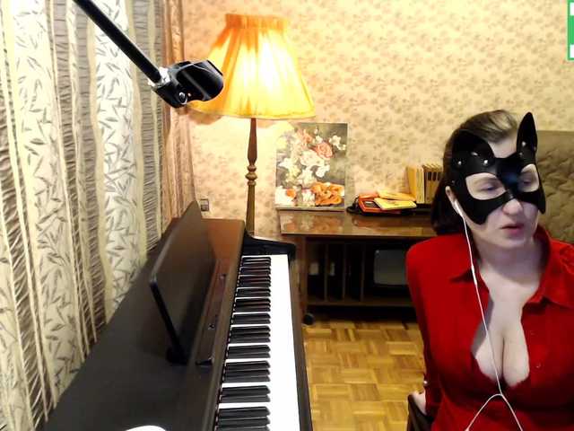 Fotod L0le1la Hello everyone! My name is Vlada! And I'm learning to play the piano) Give me flowers: - 505 tk. Change dress: - 123 tk. Your name on me: 254 tk.