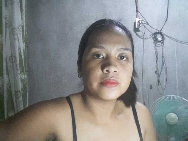 Fotod Ladychix26 Hi guys give me tips i will dance for you i need to earn today guys thanks